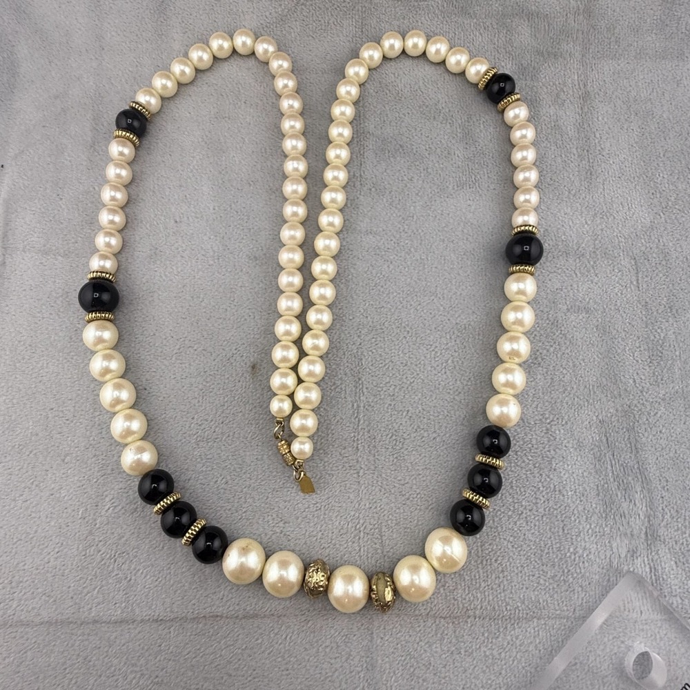 Vintage 1928 Beaded Necklace Imitation Pearl‎ READ